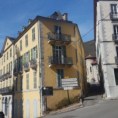 Vaste Appartement, Lumineux, 8 Couchages Eaux-Bonnes Buitenkant foto