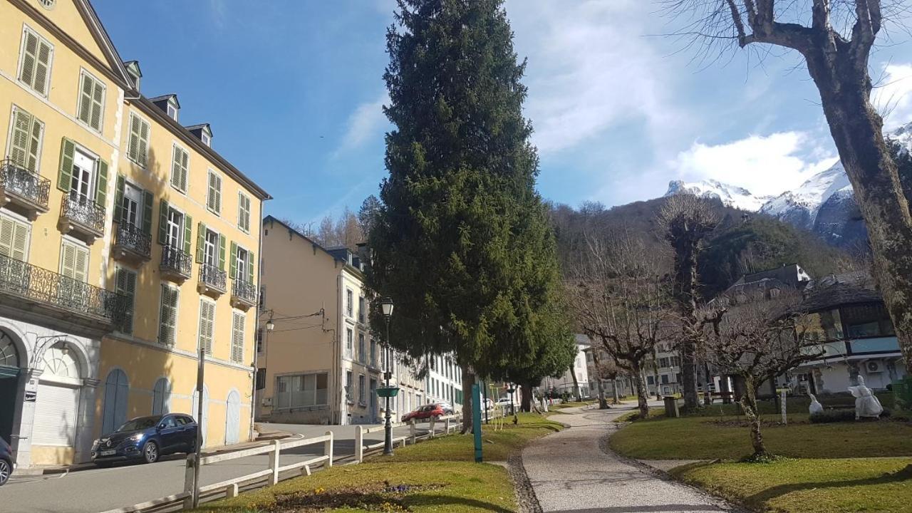 Vaste Appartement, Lumineux, 8 Couchages Eaux-Bonnes Buitenkant foto